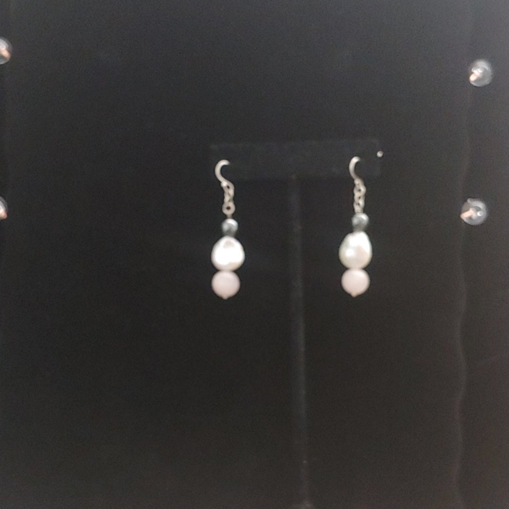 Statement Bracelet With Earrings - image 2